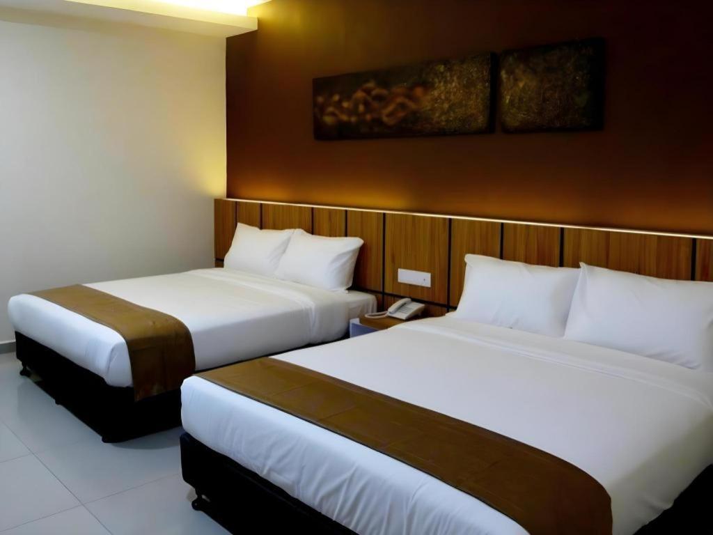 Gm Holiday Hotel Permai Jaya Kampong Tebing Rabak Zewnętrze zdjęcie
